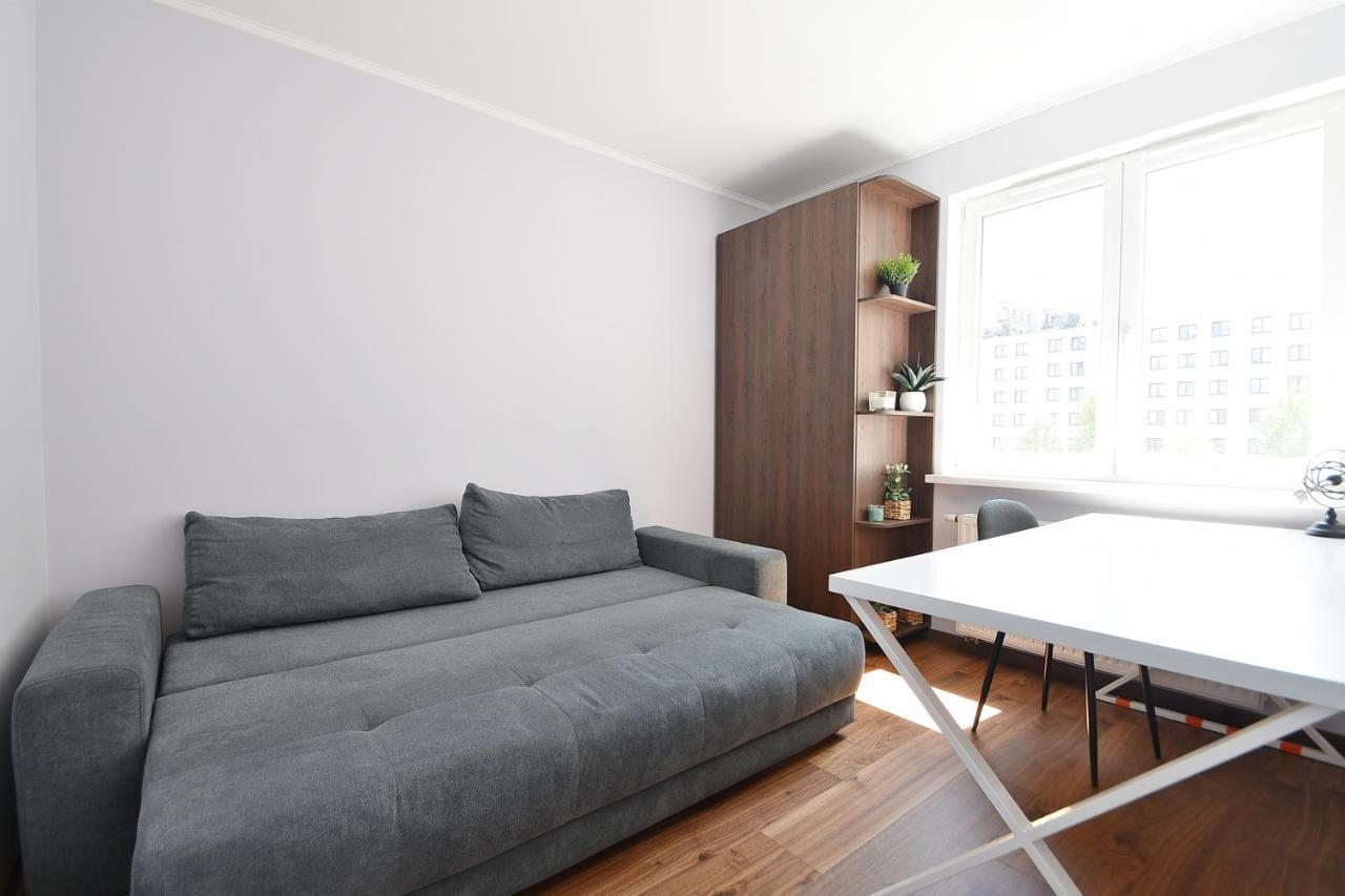 Wola Apartment Варшава Экстерьер фото
