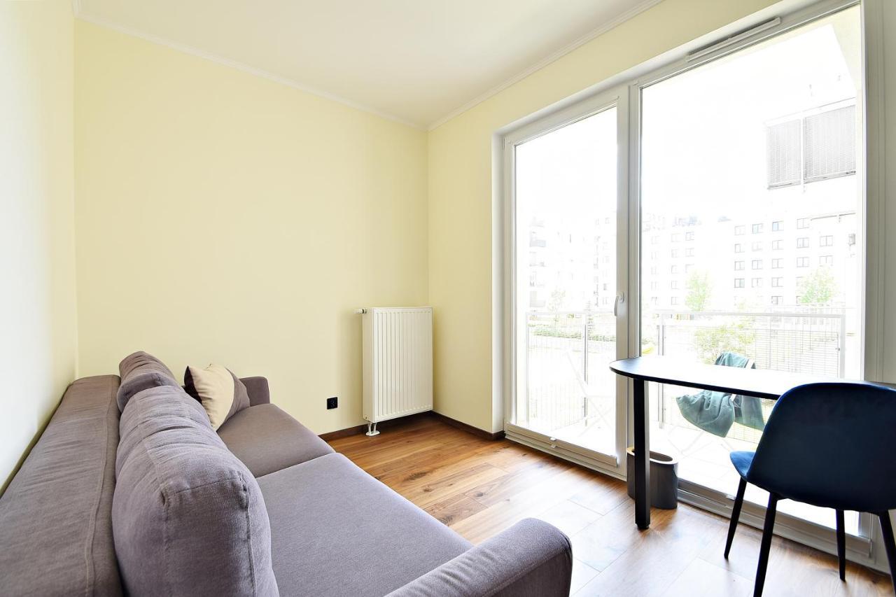 Wola Apartment Варшава Экстерьер фото