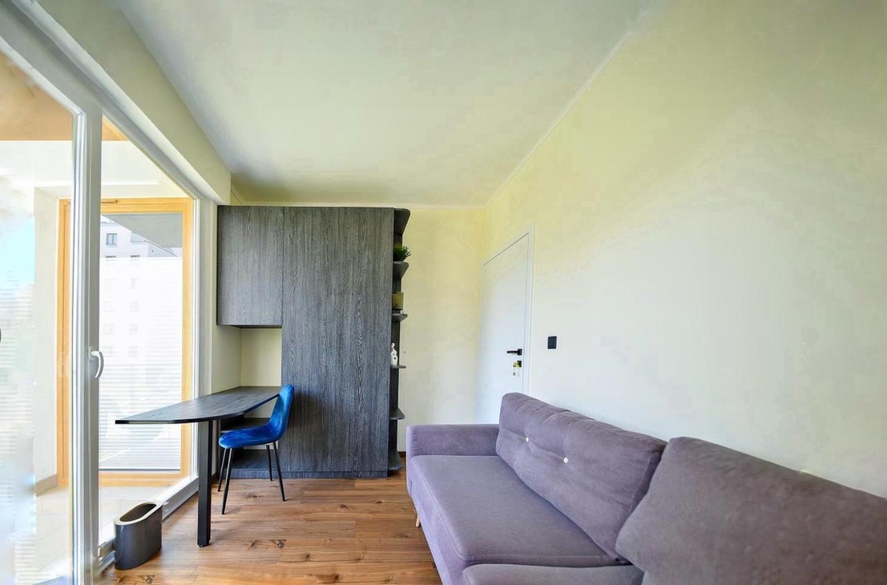 Wola Apartment Варшава Экстерьер фото